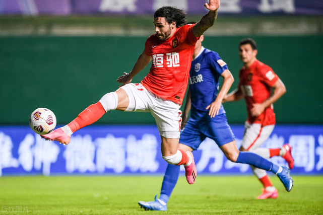 首发评分最低广州队两球完胜沧州雄狮队锋线王牌表现却遭质疑