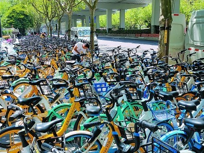 中,再次明确上海对互联网租赁自行车(下称"共享单车)实行总量调控