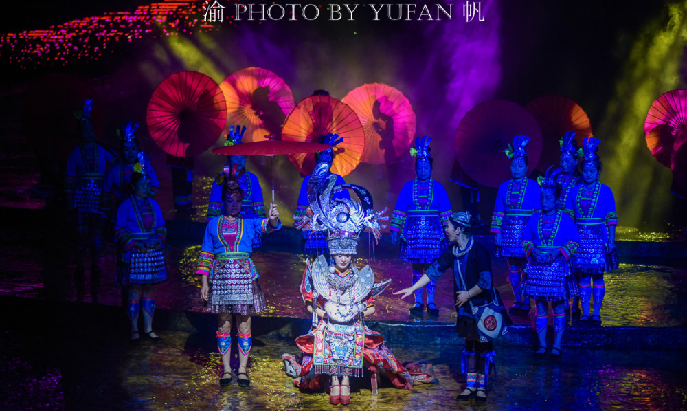 侗乡大戏《坐妹》:我只是想去看一场演出,没想到全程被撒狗粮