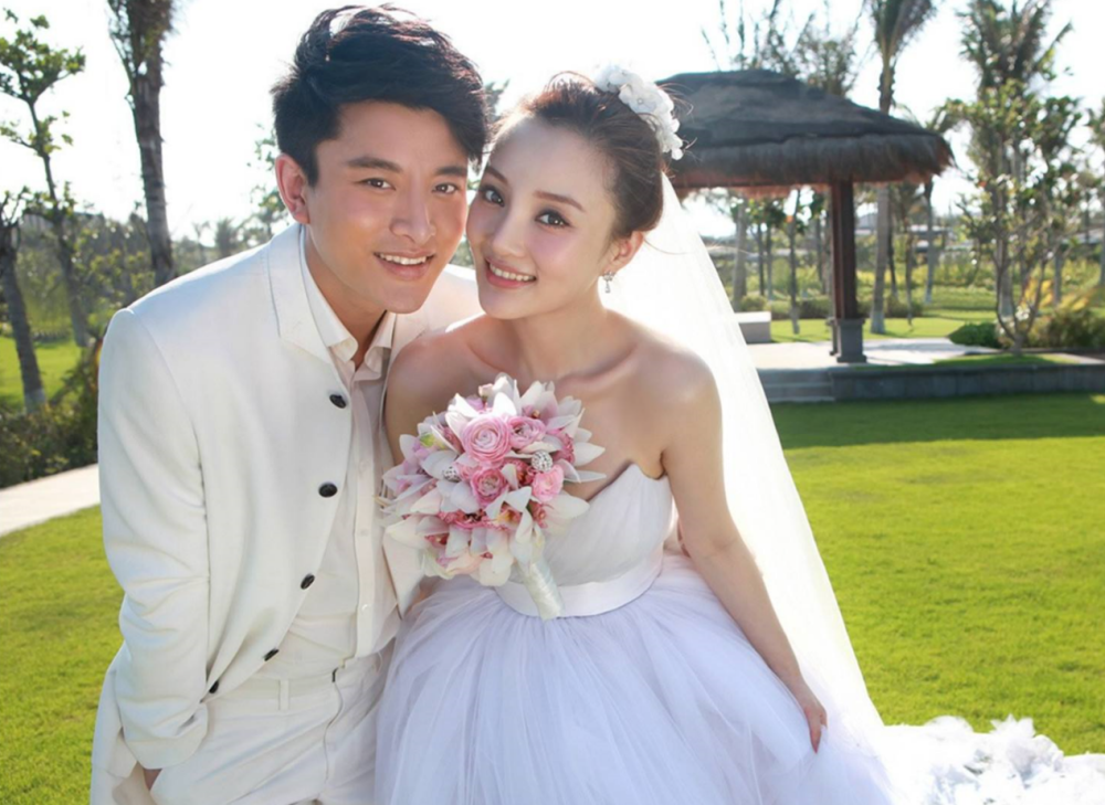 李小璐新恋情#,#李小璐和小鲜肉回家#,#李小璐贾乃亮#作者:于谦氏席