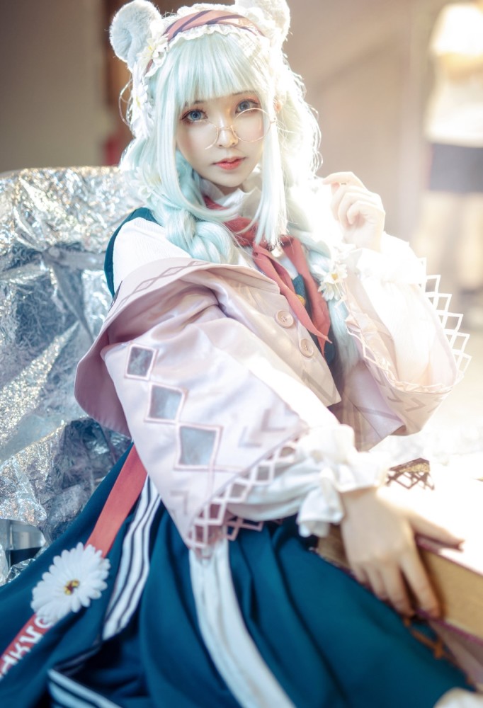 明日方舟真理cos正片