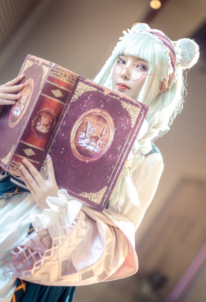 明日方舟真理cos正片