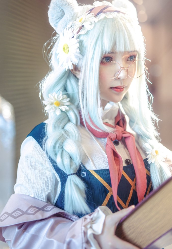 明日方舟真理cos正片