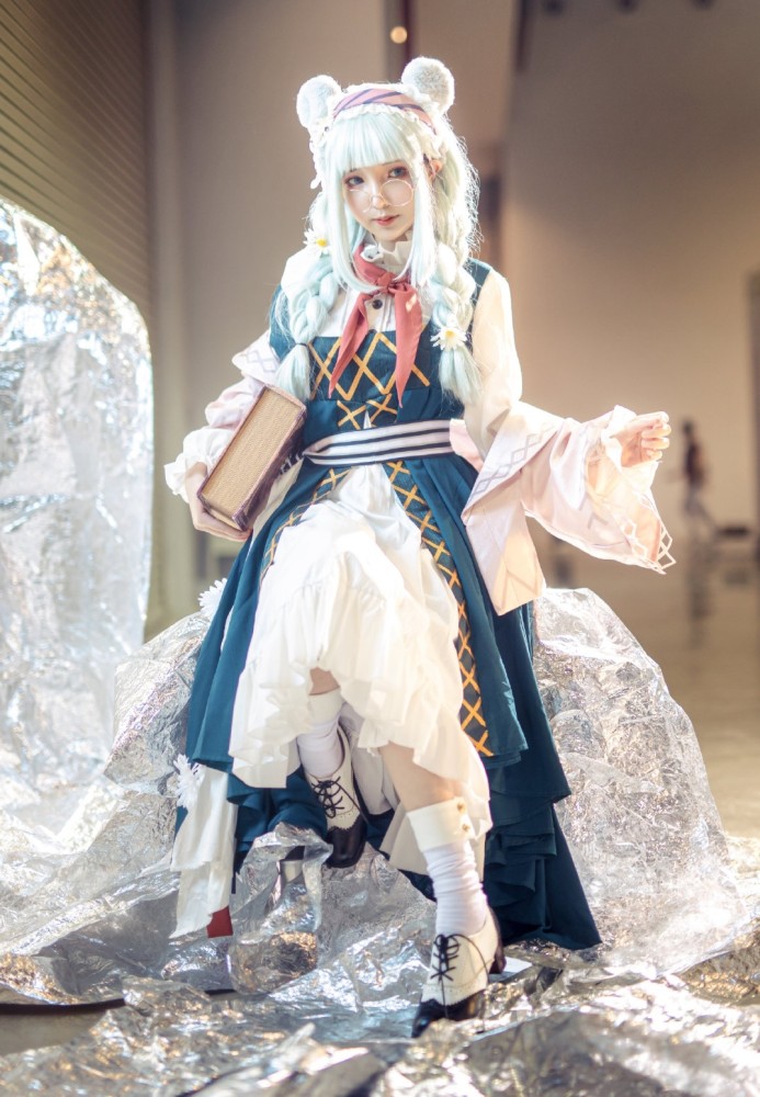 明日方舟真理cos正片