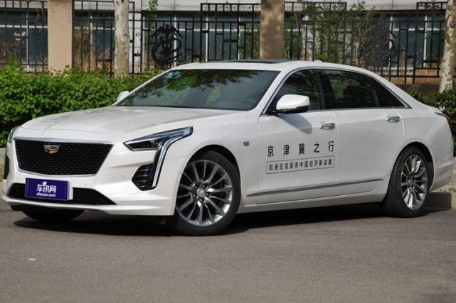 倍儿享受的中大型轿车试驾凯迪拉克ct6