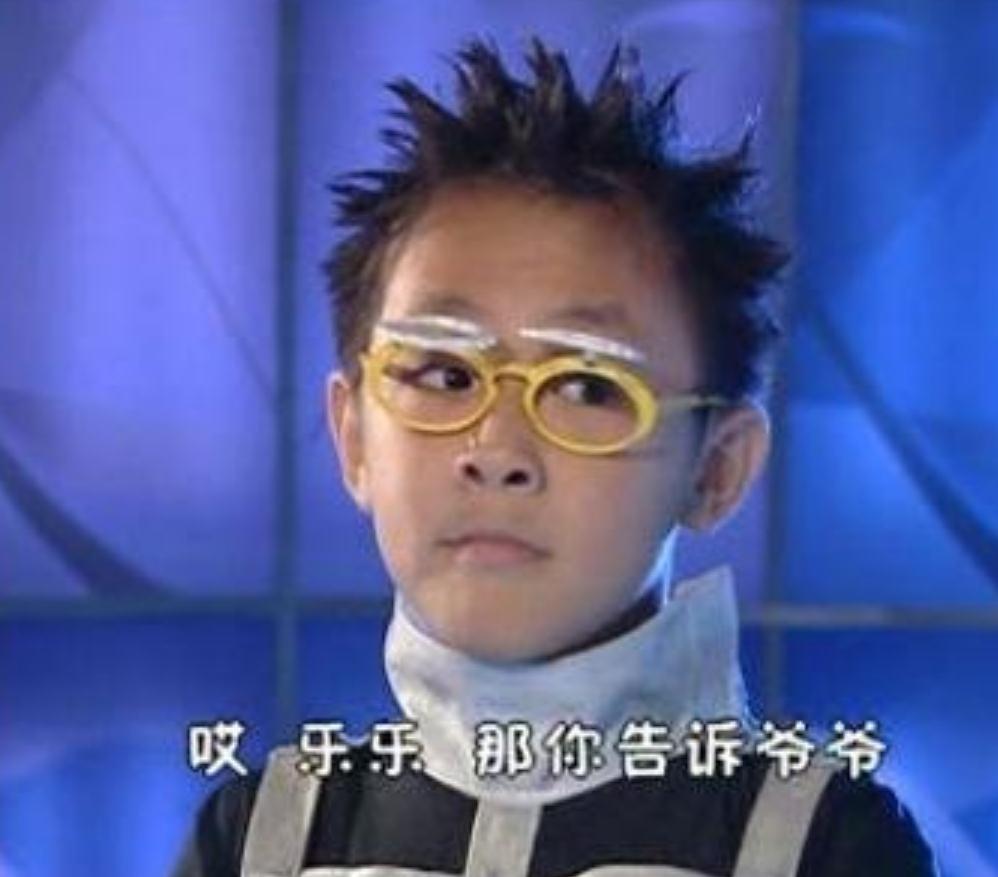 同样都是快乐星球里面的小演员,多面体的扮演者邢凯轩也是非常优秀的