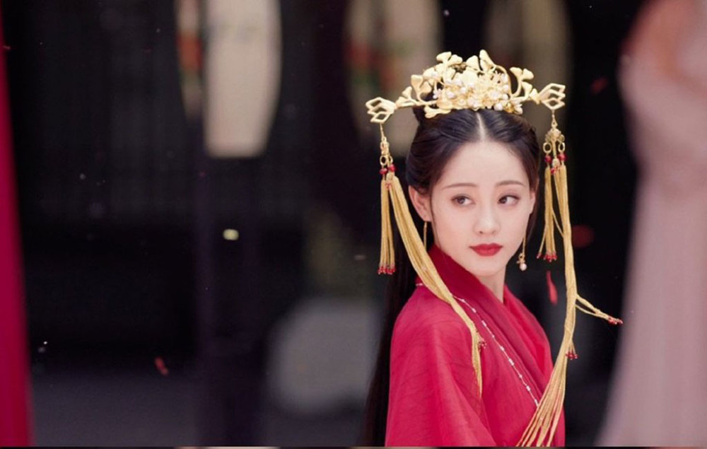 王鹤棣祝绪丹遇龙将开播报恩龙王与可爱小流萤四世虐恋