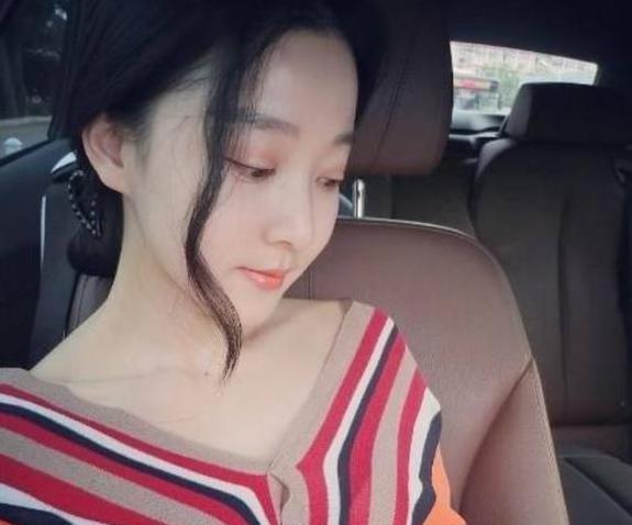 马龙妻子身份曝光,颜值身材不输一线明星,并且还是211名校学霸