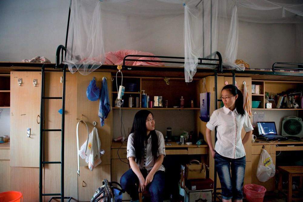 毕业季=分别季,大学的最后一次合影,大家笑着笑着就哭了