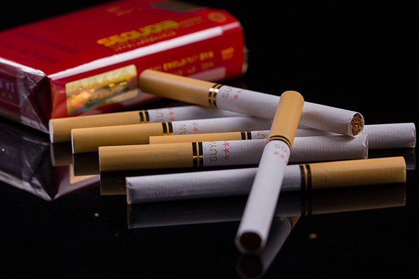 香烟或迎来大调整 烟民会受到啥影响 或许可以趁此机会戒掉烟 腾讯新闻