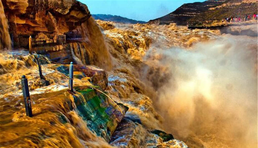 淡水资源不够用,为何不拦截长江和黄河自用,而让它们流入大海?