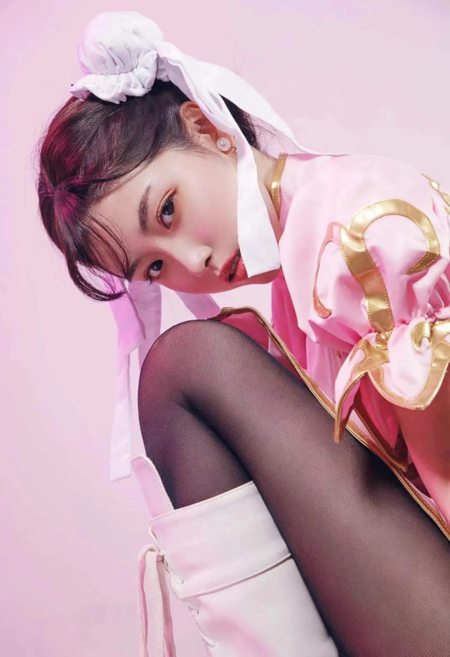 出轨门2年后半藏森林自拍大玩性暗示