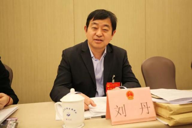 六问社区基层治理