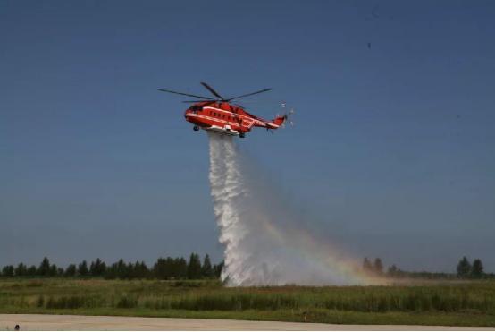 突发:大理一架直-8起火坠入洱海,疑似发动机,燃油系统故障