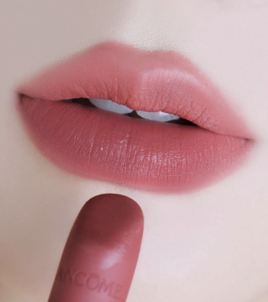 樱花色口红太惊艳少女感减龄又气质黄皮盲选不踩雷