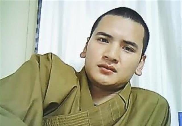 释明心很小就展露了他与众不同的一面,在其他小