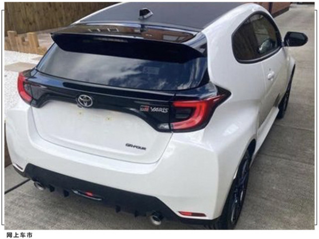 丰田gr雅力士实拍曝光搭16t引擎双出排气配悬浮中控屏