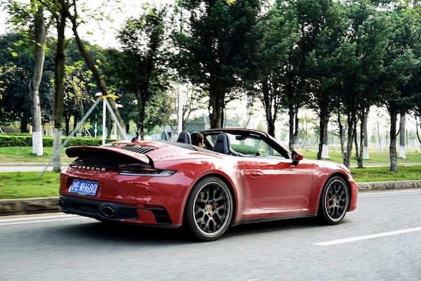 试驾保时捷911 carrera 4s cabriolet|是你心中的那台敞篷车?