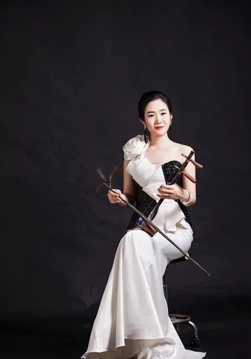 师承周志强,王鹤文,曹宝荣,万瑞兴,潘永玲,王彩云,姚利,赵旭,柳光新.