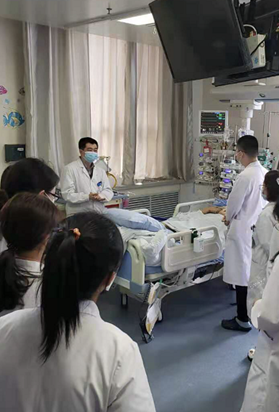 哈医大二院成功实施eit技术救治重度肥胖的腹主动脉瘤患者