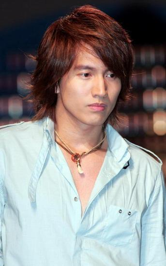 言承旭越老反而帅得更有味道毫无中年油腻大叔样太令人心动了