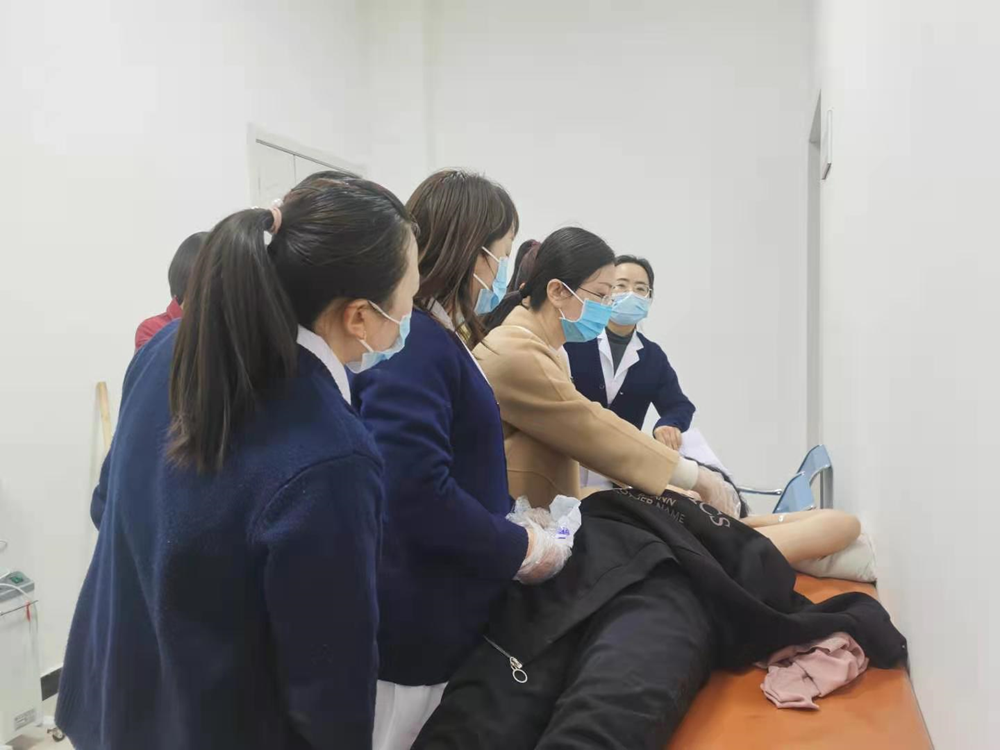 庆阳市妇女两癌检查项目质量控制工作顺利开展