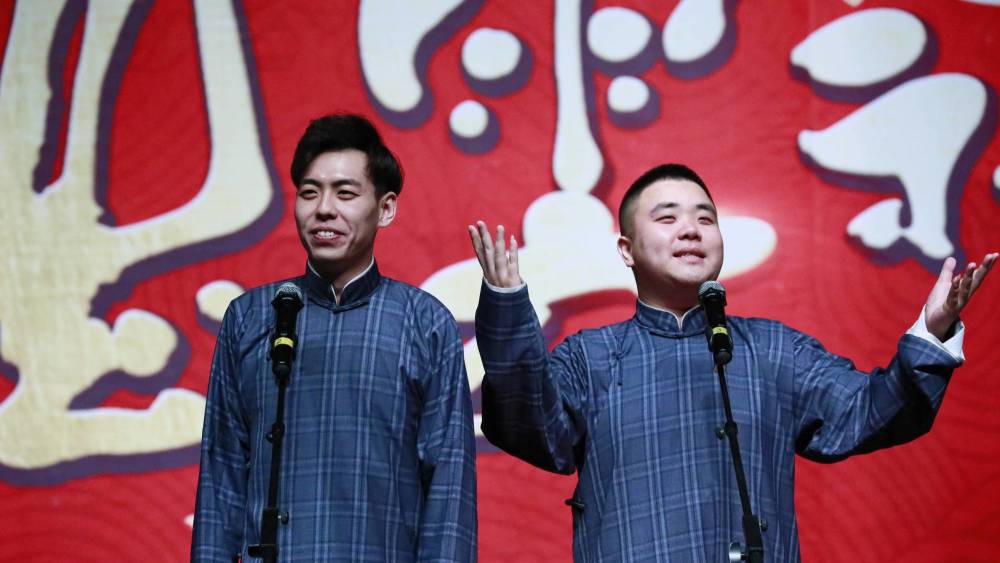 于子淇与朱鹤松同框又多了一位逗哏粉丝两个人能否合作一场呢