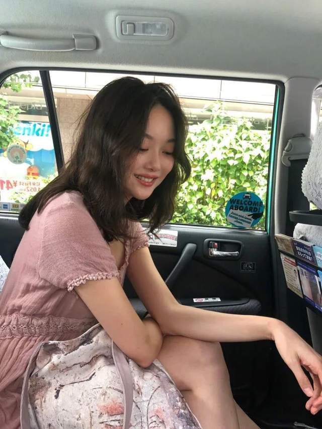 从三流网红到时尚名媛,晚晚的教科书式上位史