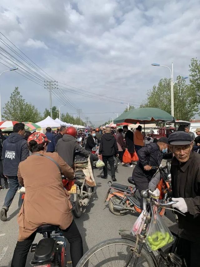 吃魚季萊州沙河大集好熱鬧這些魚太搶手了