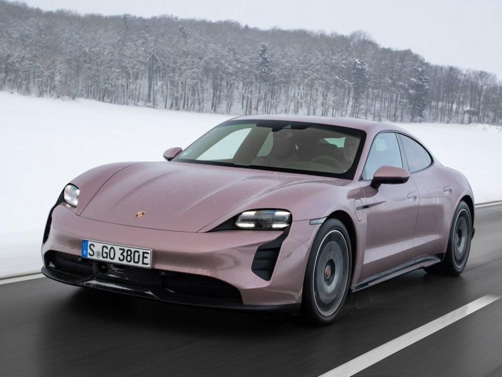 保时捷全新718boxsterev曝光基于全新平台打造车身小巧灵活