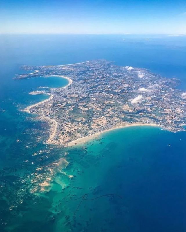 世界上最令人心驰神往的小岛泽西岛有着令人艳羡的旅游资源