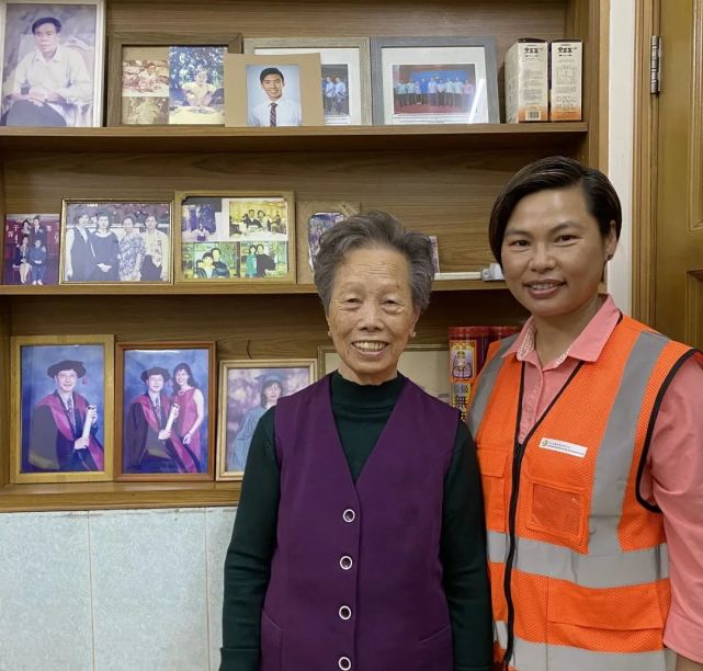 邓凤莲|郭凤兰|香港|变形金刚4|邓广洪|变形金刚