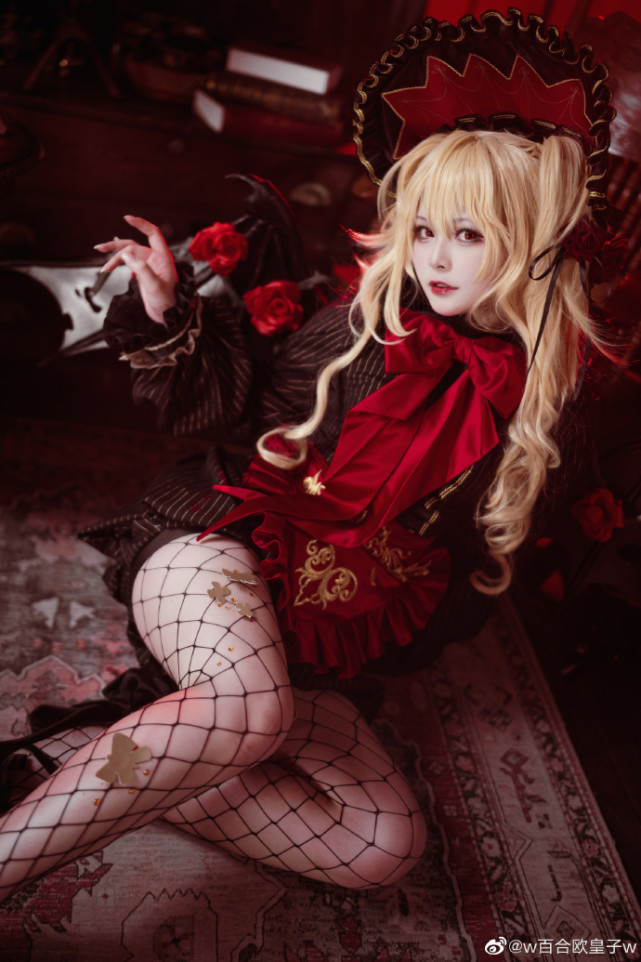 四叶草剧场cosplayw百合欧皇子w