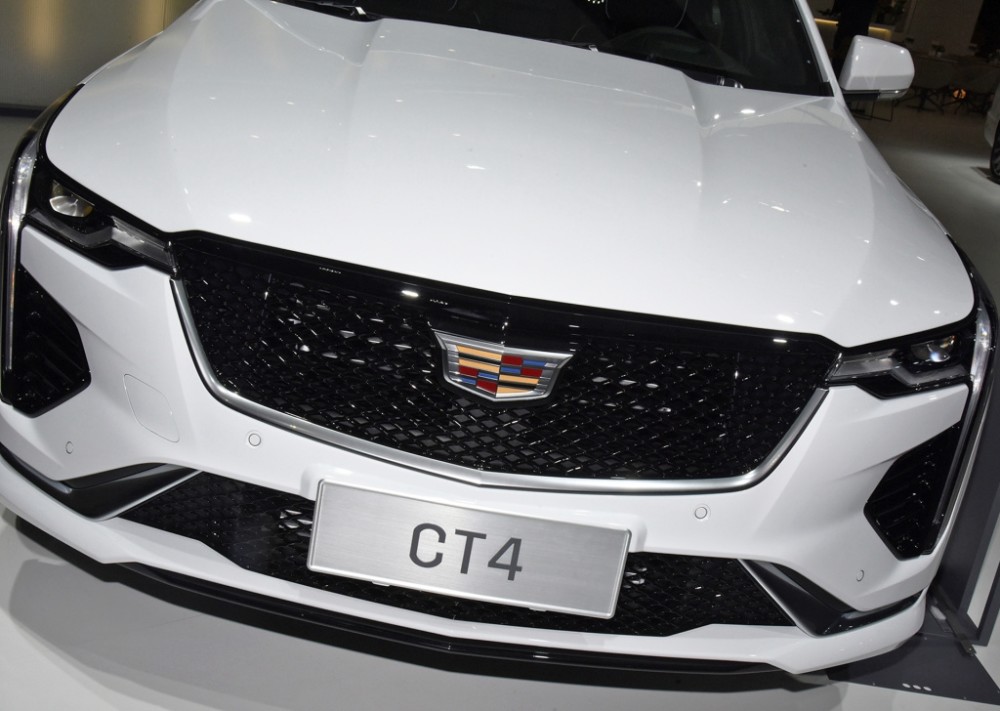 ct4跌破20万,标配2.0t,网友表示:宝马3系都不香了