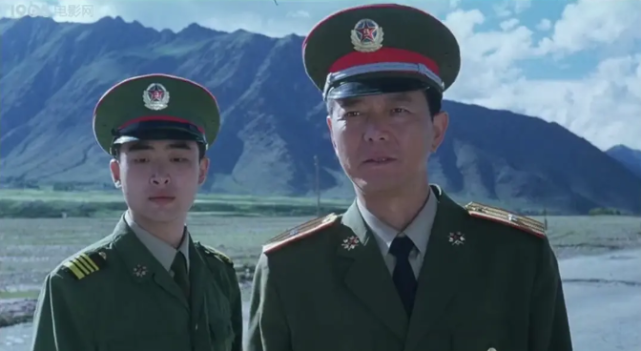26年前的国产喜剧巅峰,黄宏一曲《弹棉花》封神,至今无法超越