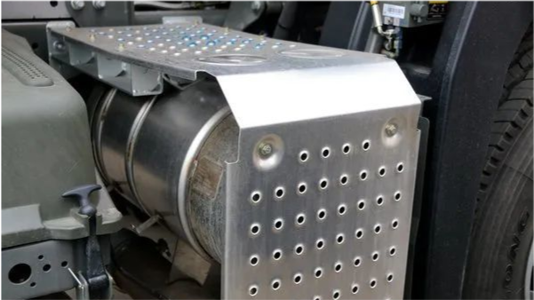 快速回本就拆三元催化器?国六lng催生新产业,3-5万你会买吗?_腾讯新闻