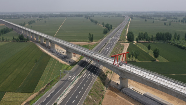 鲁南高铁菏兰段主体完工即将铺轨