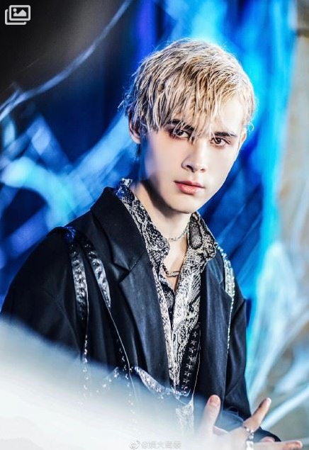 (图/翻摄自娱大蜀黍微博)俄罗斯籍的利路修原是