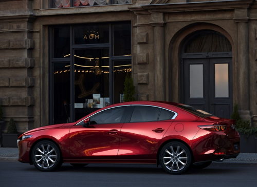 昂克赛拉图片分享,颜值更高前脸更大气,配置精进质感十足_腾讯新闻