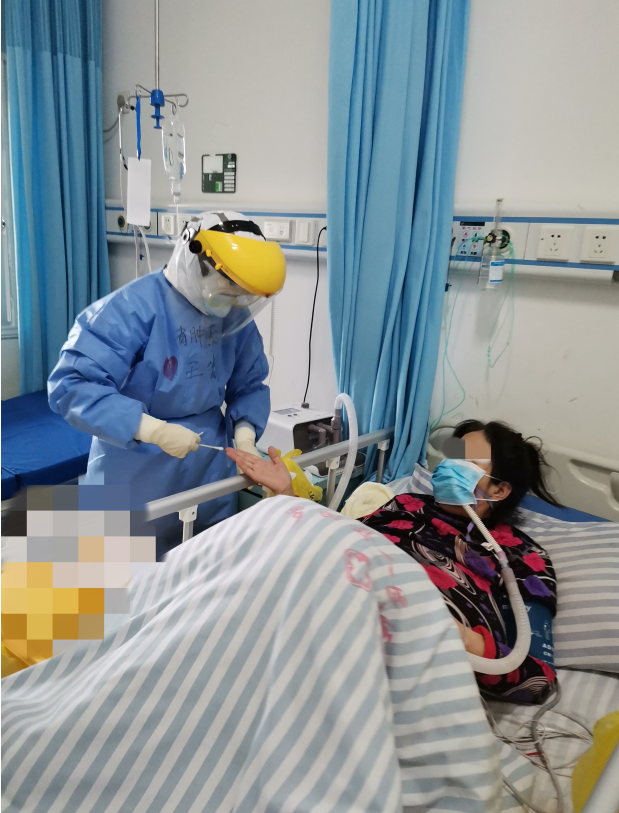 神经外科女护士:护理不仅是治"病",更是护"人"