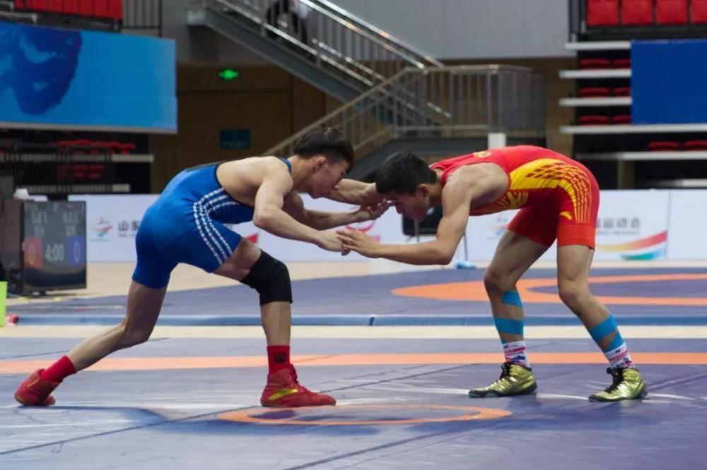 全运会自由式摔跤黑哨引发运动员和教练不满,你们怎么看?