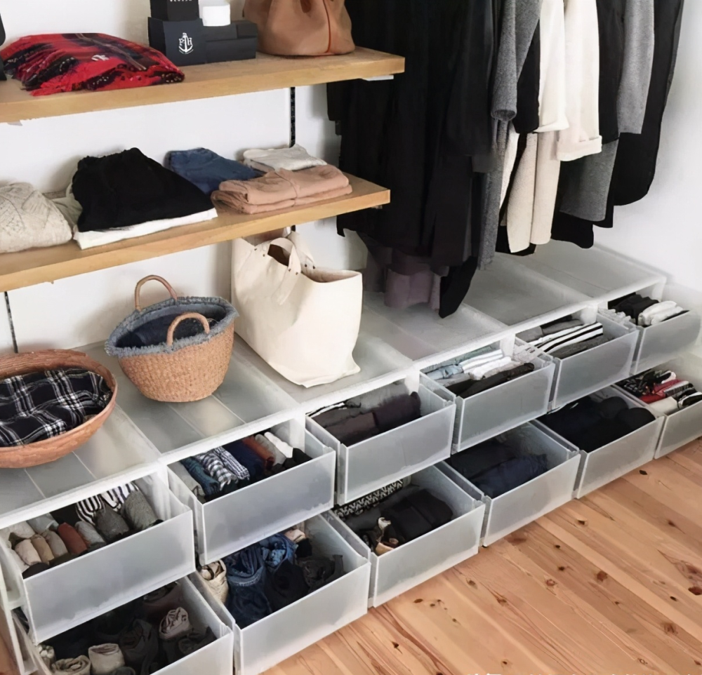 这位日本太太,坚持一天收拾一个区域,物品摆放得井然有序,养眼