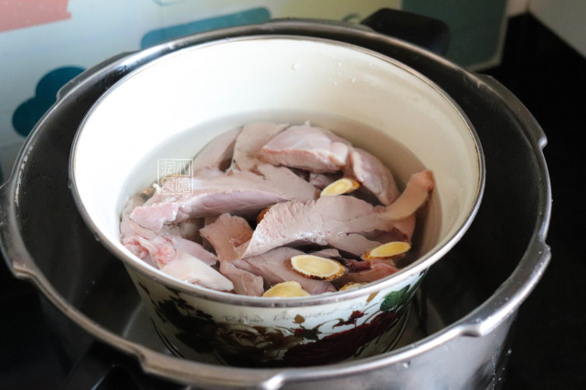 夏天記得喝這碗養心湯應季而食安穩度夏比冰棒冷飲強