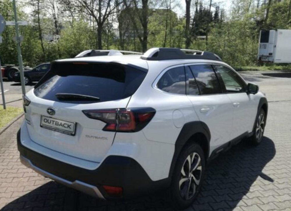 斯巴鲁傲虎实拍图曝光 外观设计更时尚