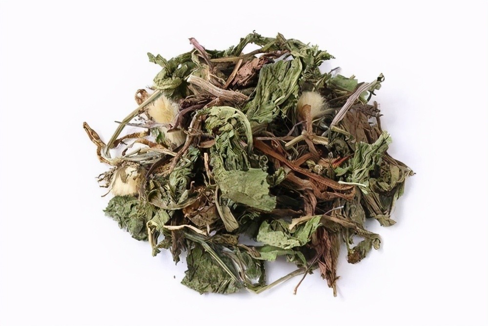 黄花地丁液中的蒲公英具有利尿通淋,凉血消肿,可帮助结节消散,甘草