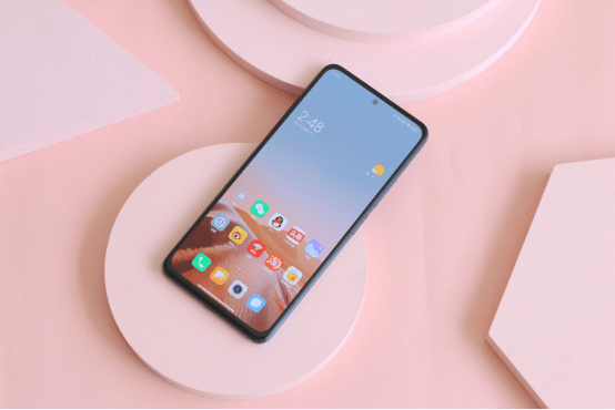 千元机性价比排行_4月两千元手机性价比排行榜发布,realmeGTNeo力压红米