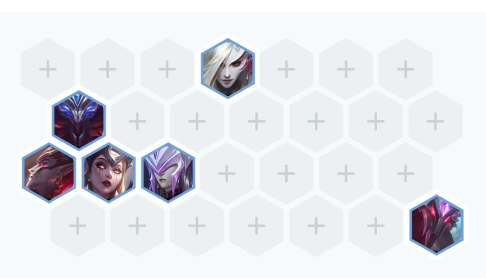 有莫甘娜: 这个阵容秒c能力特别强,丽桑卓有魔女羁绊支持两下技能就能