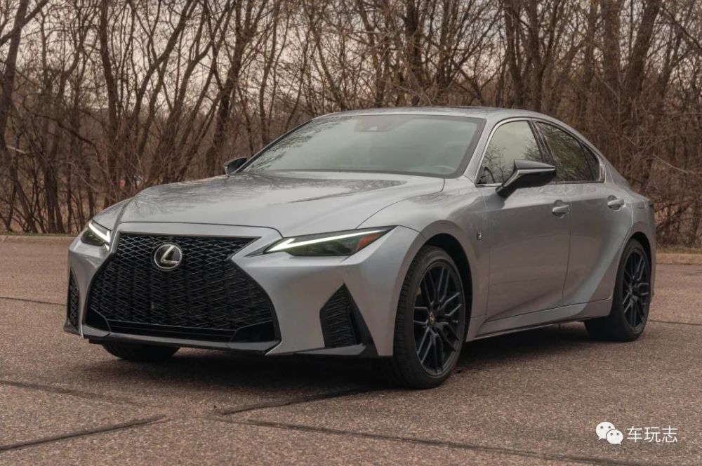 2021款雷克萨斯is350f运动版不追随大流坚持自吸的产物