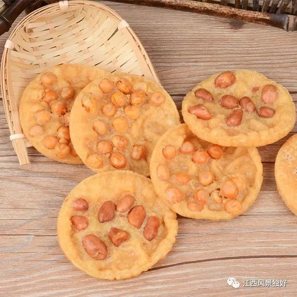 一口香酥脆,满心赣南情丨赣南特色美食月亮巴