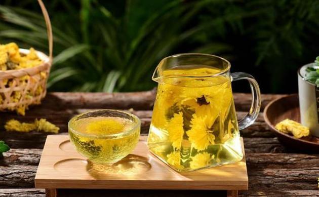 今天才了解 菊花茶不可以随便喝 记住 3禁忌 3搭配 别再犯错 腾讯新闻